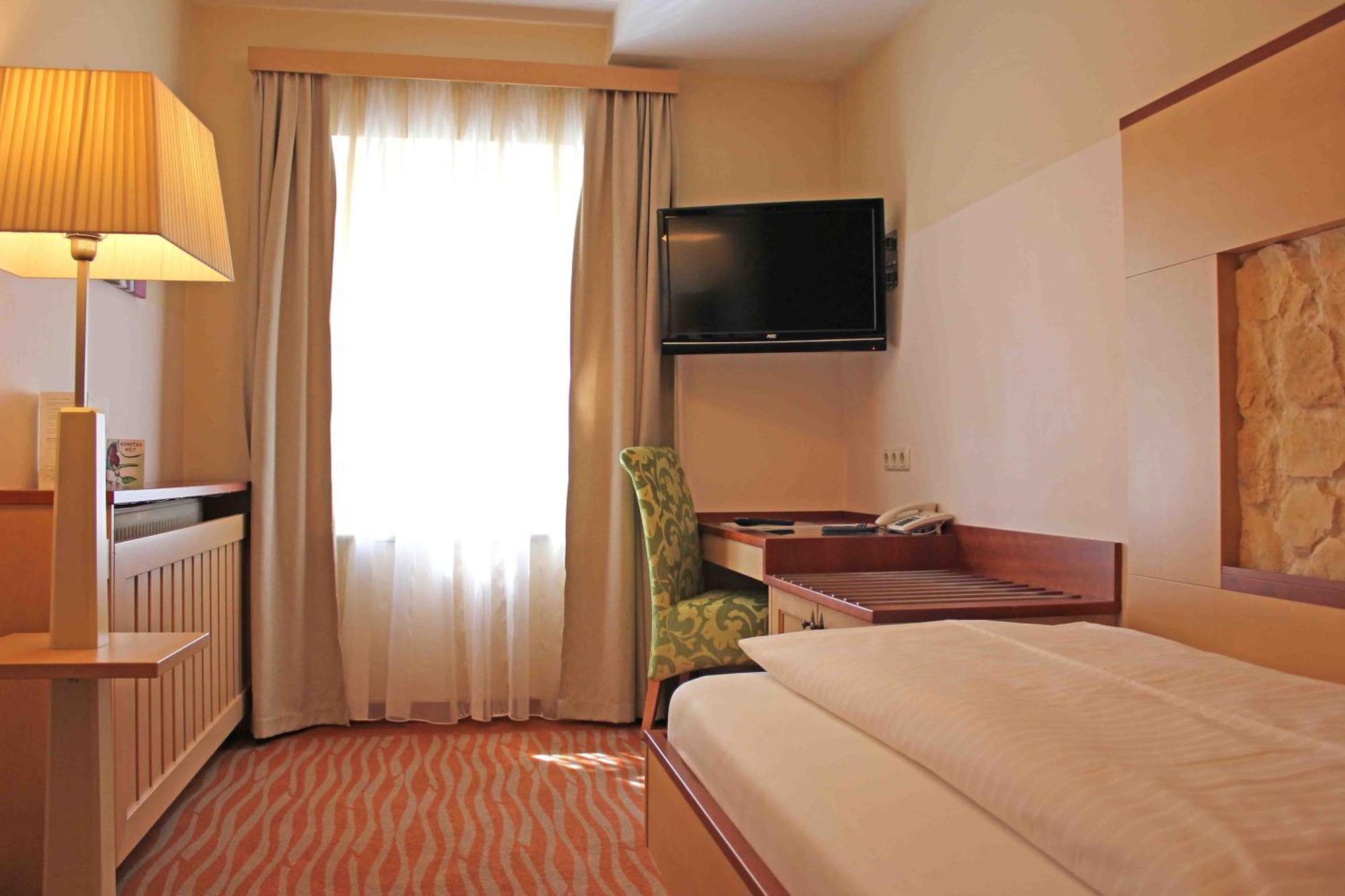 Garten-hotel Ochensberger Hotel 4*